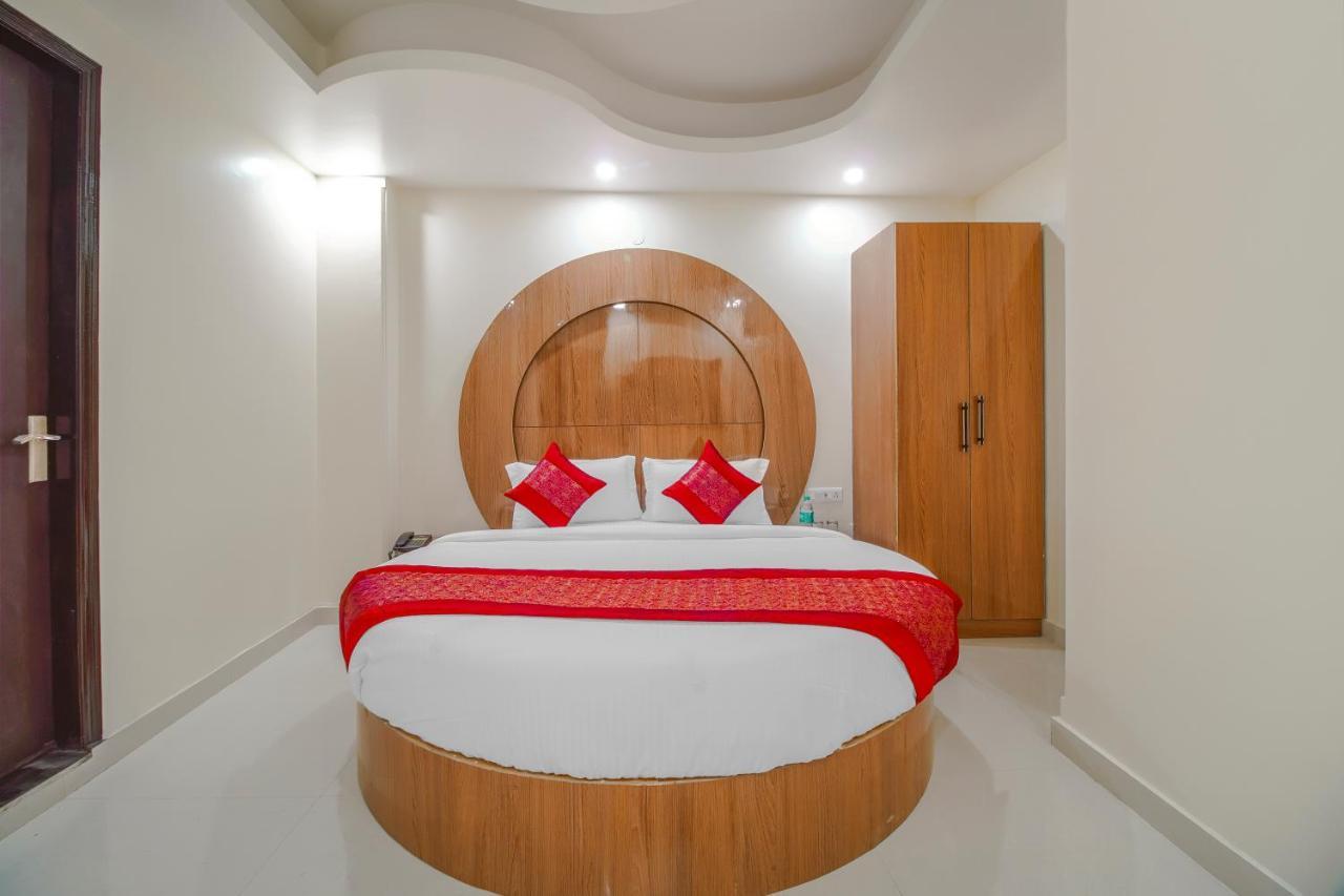 Hotel Classic Paradise New Delhi Exterior foto
