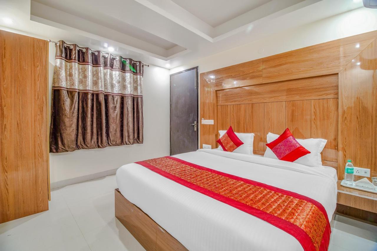Hotel Classic Paradise New Delhi Exterior foto